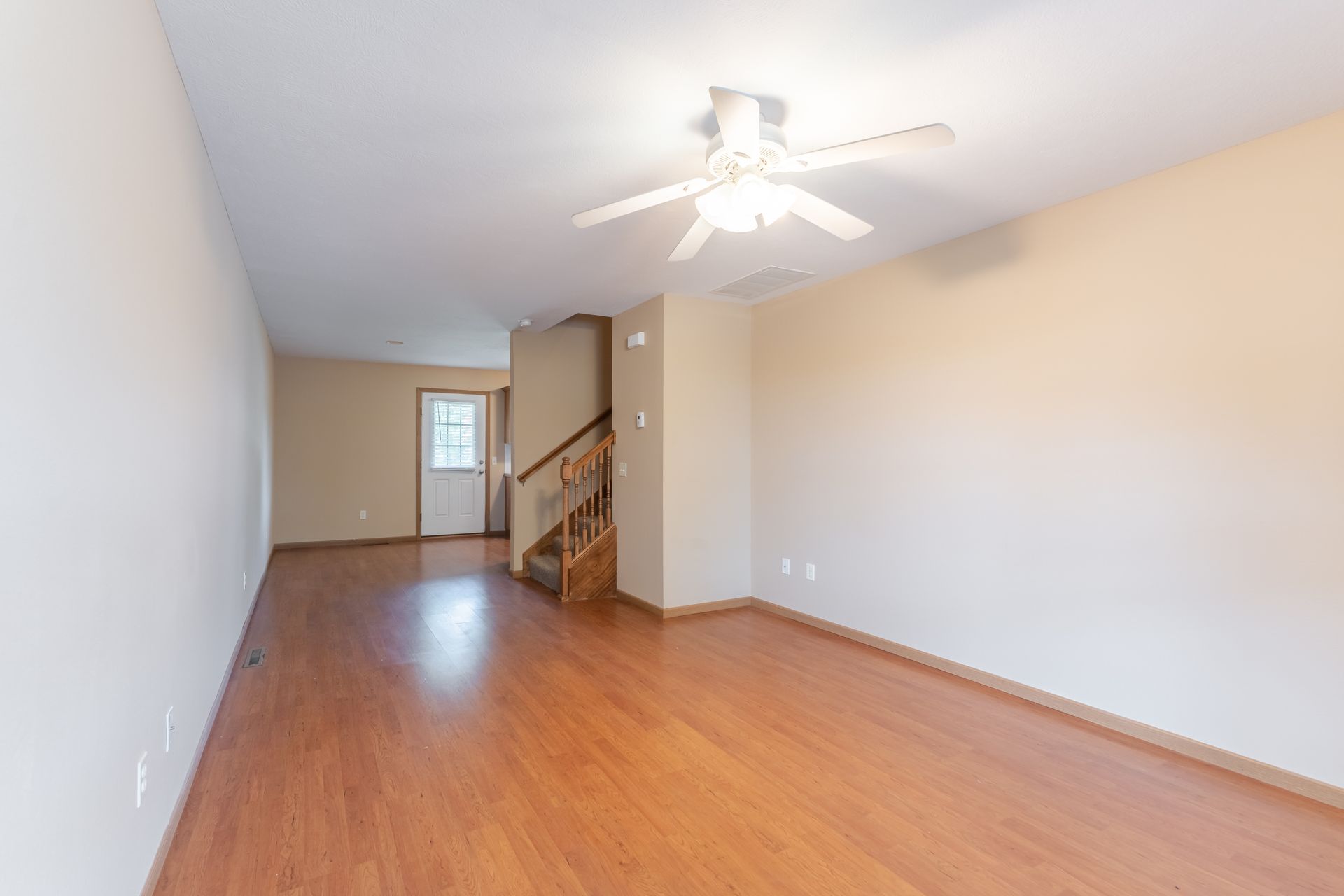 Republic Apartment: 1903 E Haley Street