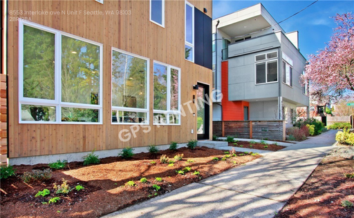 Beautiful 2 Beds, 2 Baths, home! – photo 1