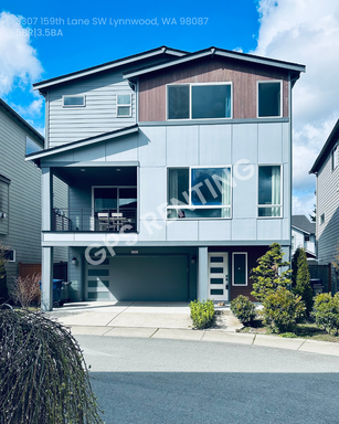 Rare 5 Bedroom In Lynnwood! – photo 1