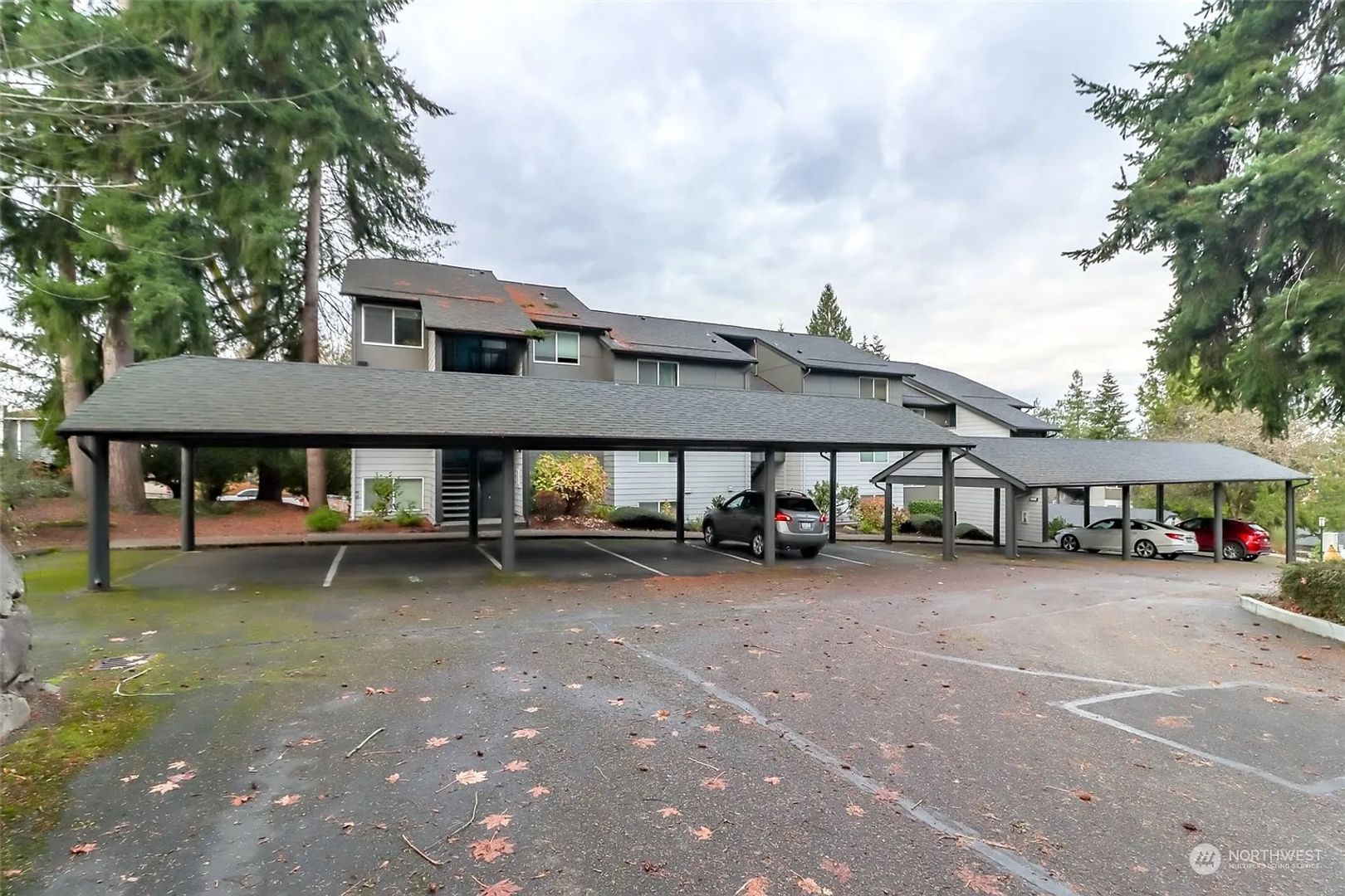 Kirkland House: 12709 NE 116th St Unit C-201, Kirkland