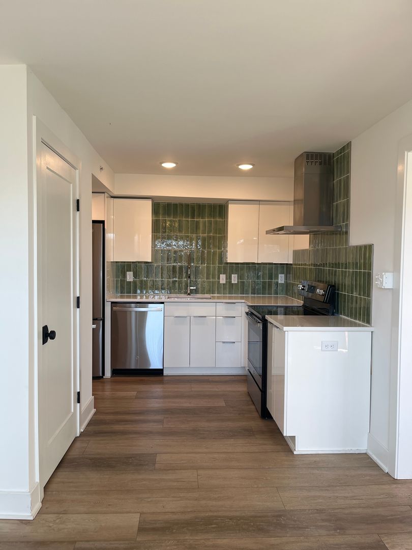 Lynchburg Apartment: 1500 Main St