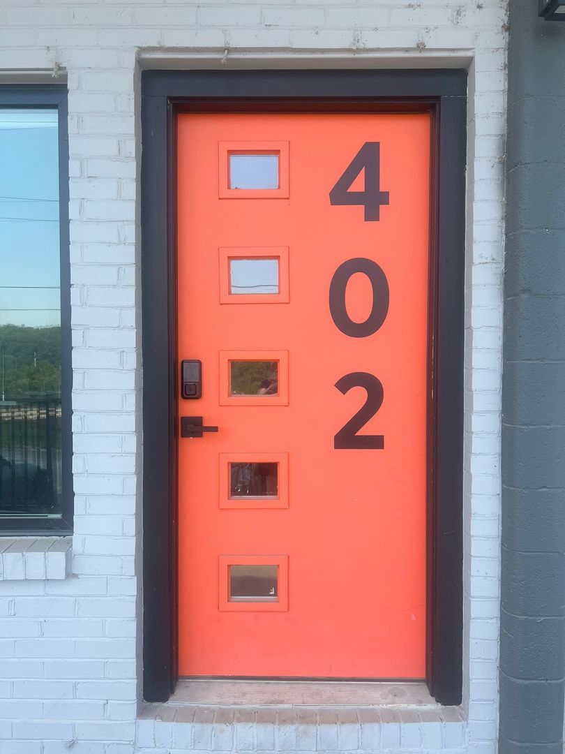 Lynchburg Apartment: 1500 Main St