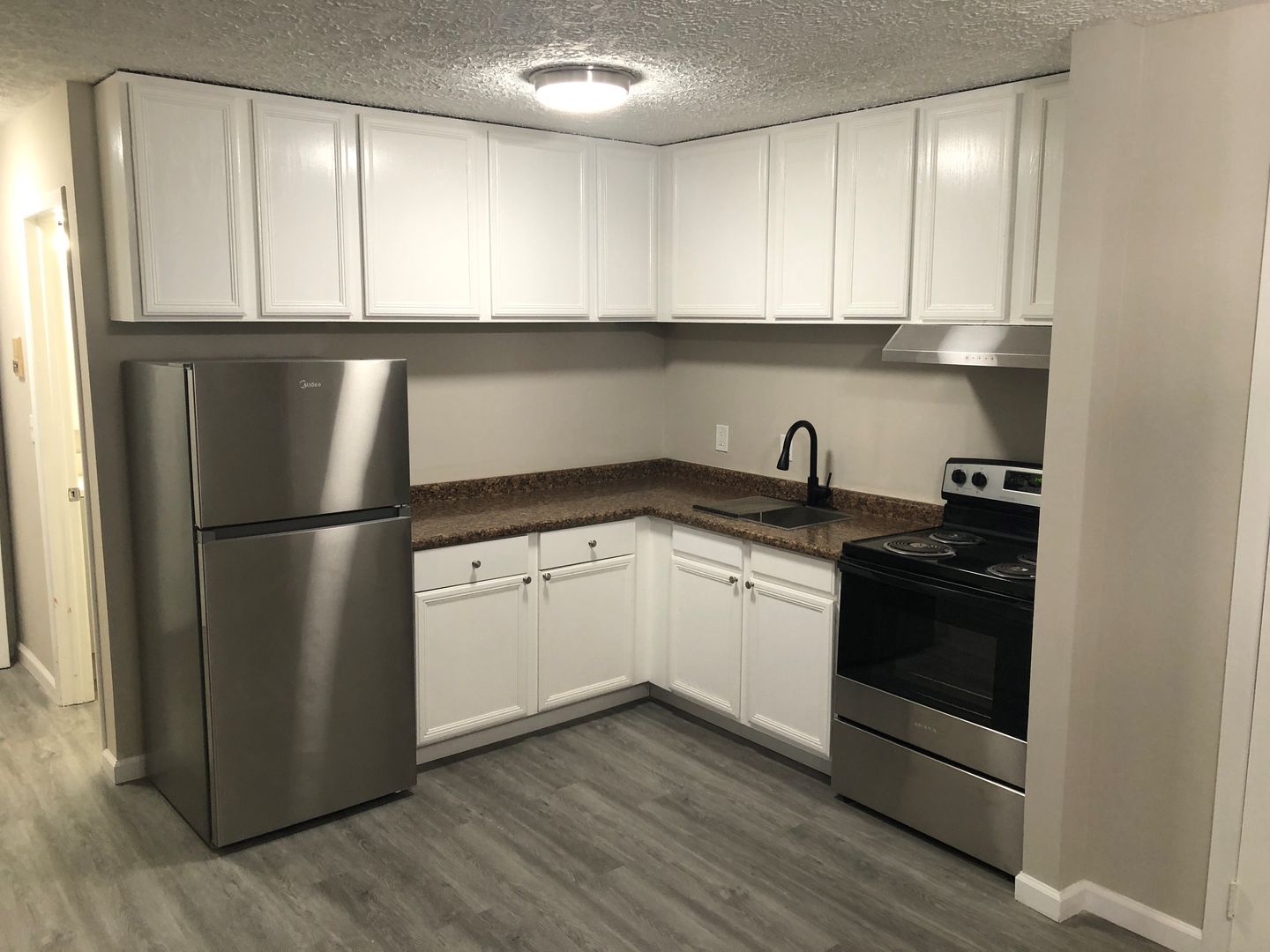 Akron Apartment: 195 Wheeler Street