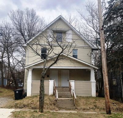 3 Bedroom Akron Duplex – photo 1