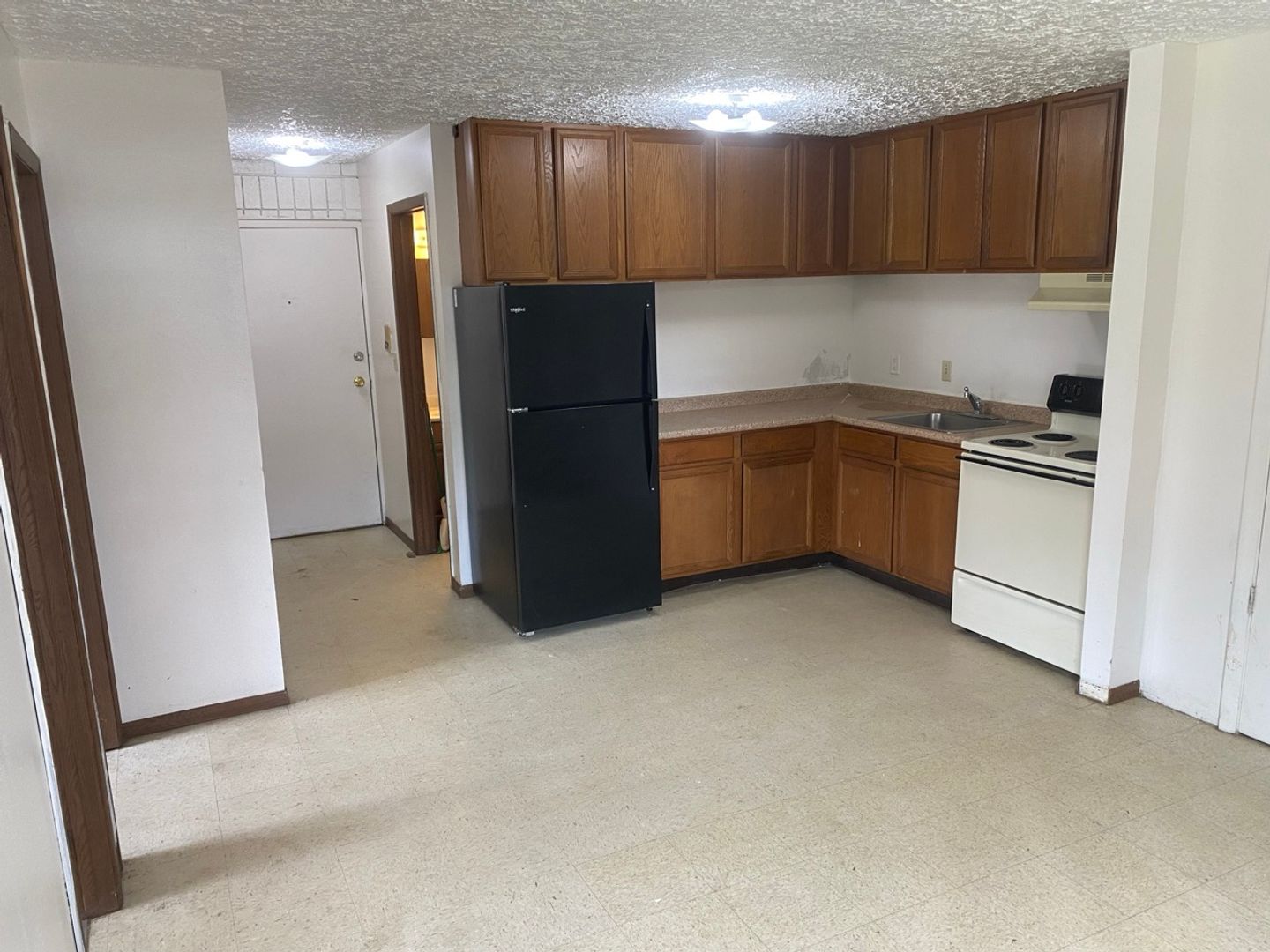 Akron Apartment: 195 Wheeler Street