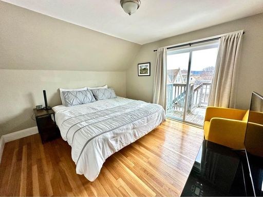 East Watertown One Bed - free laundry in unit