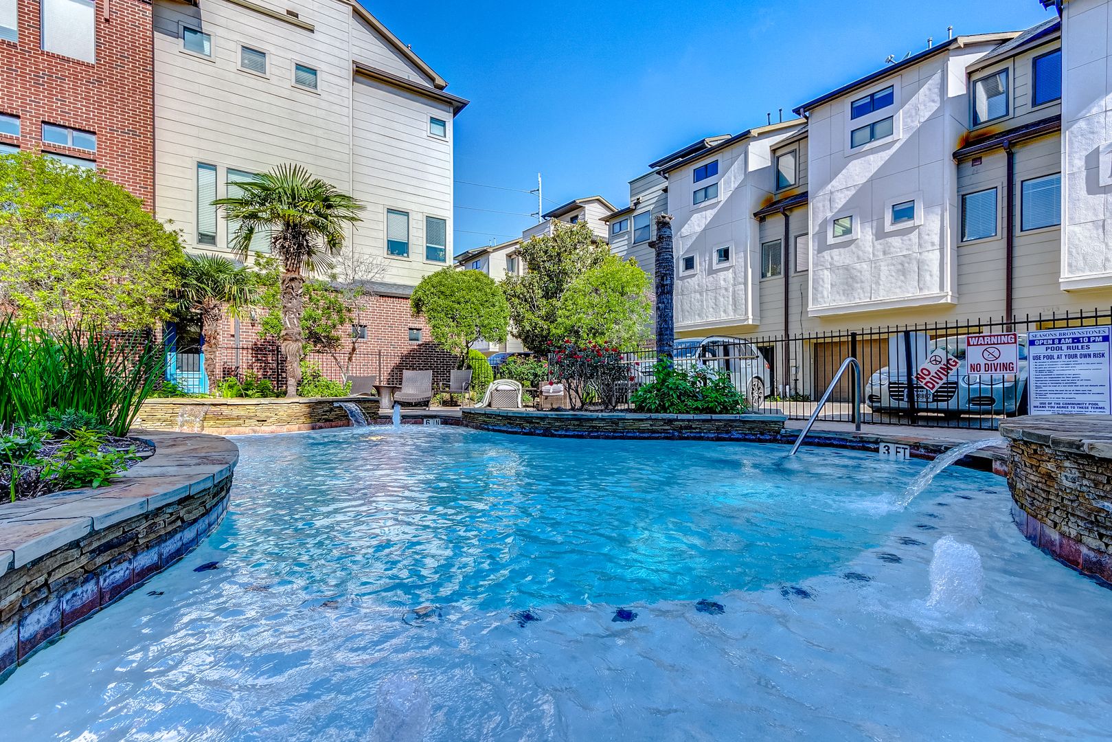 Houston House: 1922 Winter Street