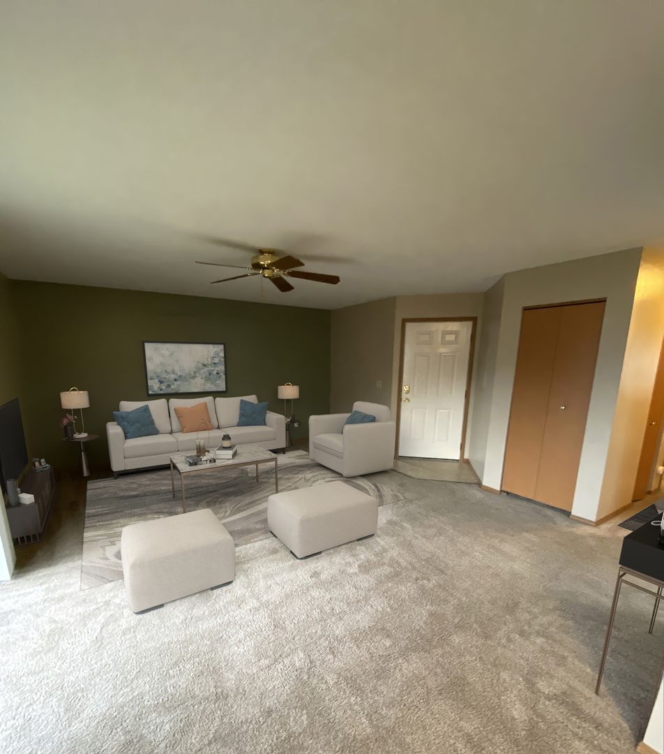 Selah Apartment: Heritage Manor