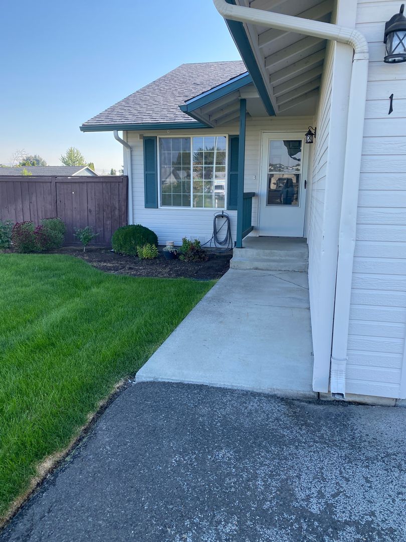 Yakima Apartment: Perry Loop