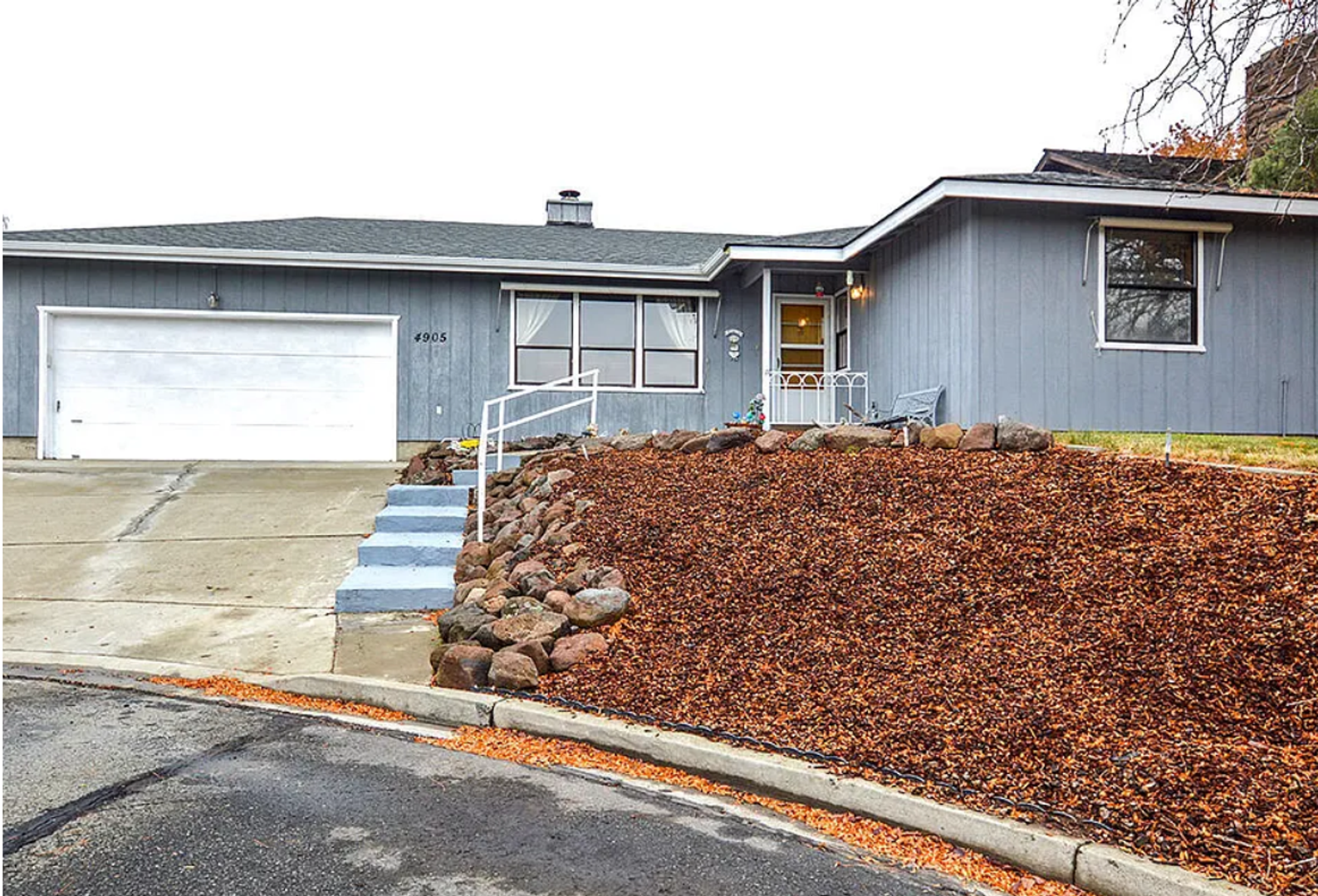 Yakima House: 4905 Prestige Ct.