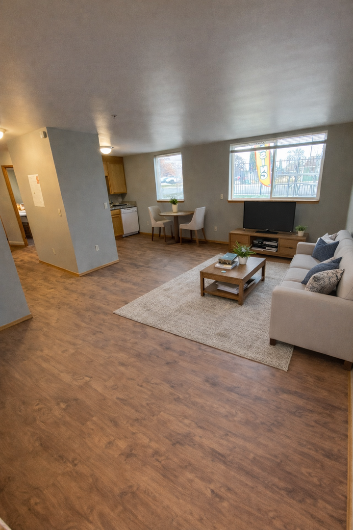 Ellensburg Apartment: 209 E. 14th Ave.