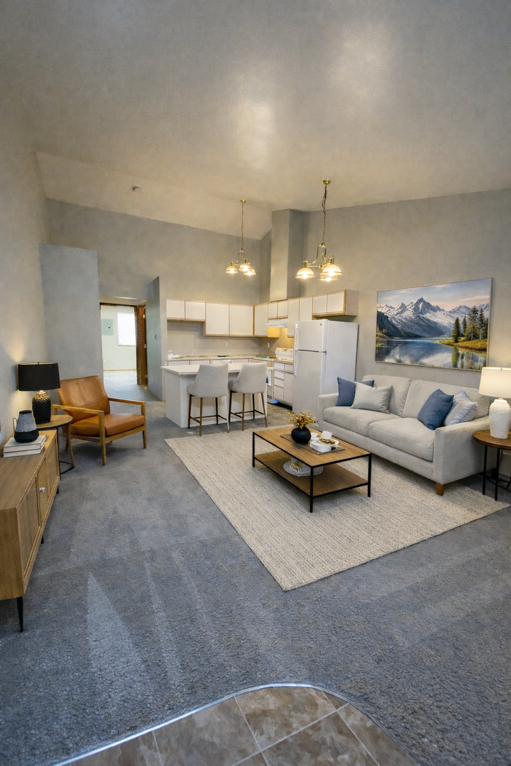 Selah Apartment: 311 W Naches Ave.