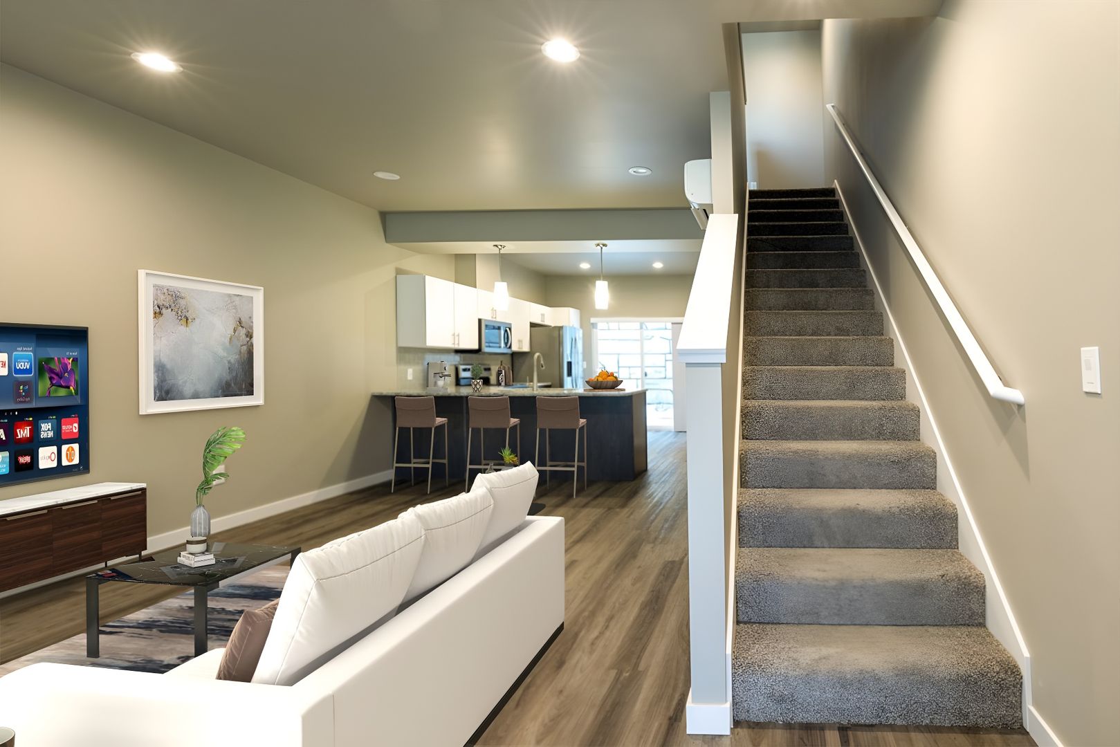 Selah Apartment: 200 Canyon Parkway