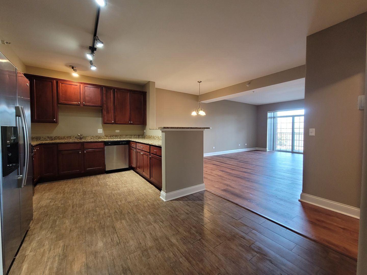 Itasca Apartment: 2 Itasca Pl