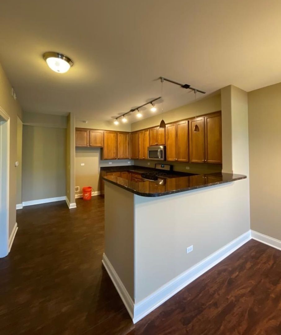 Itasca Apartment: 2 Itasca Pl