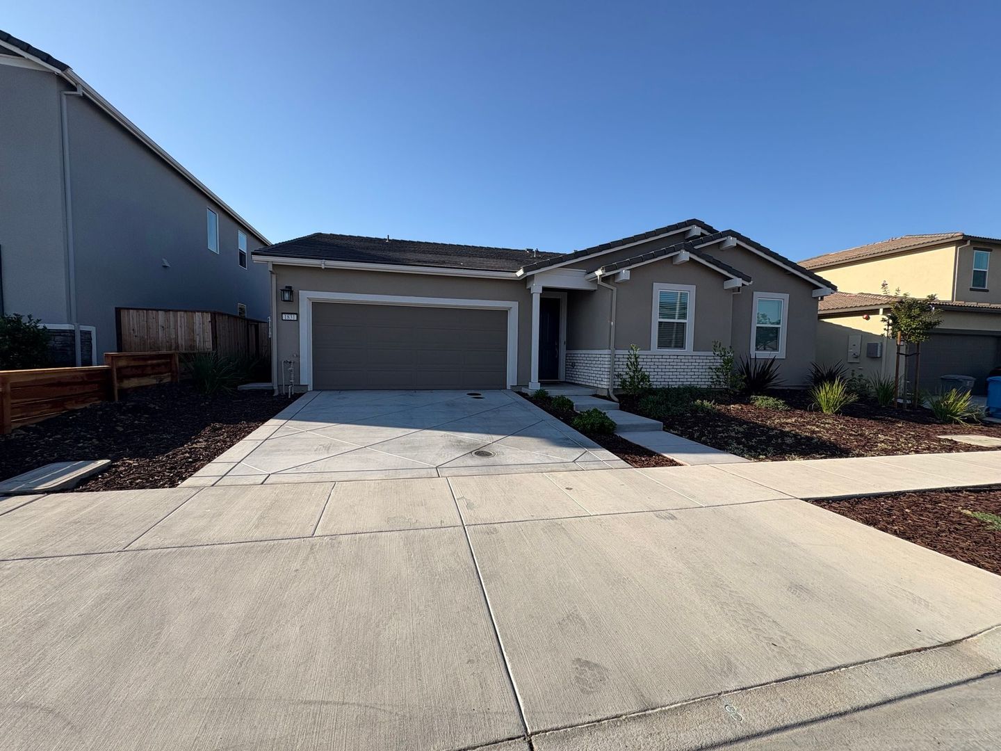 Hollister House: 1831 Lilac Court