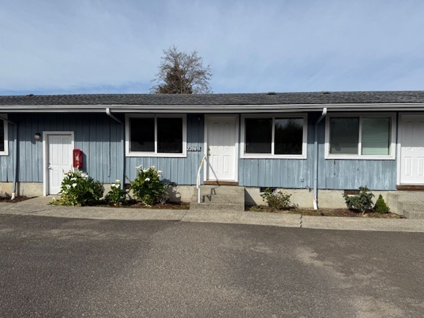 North Bend Apartment: 2388-2396 Broadway