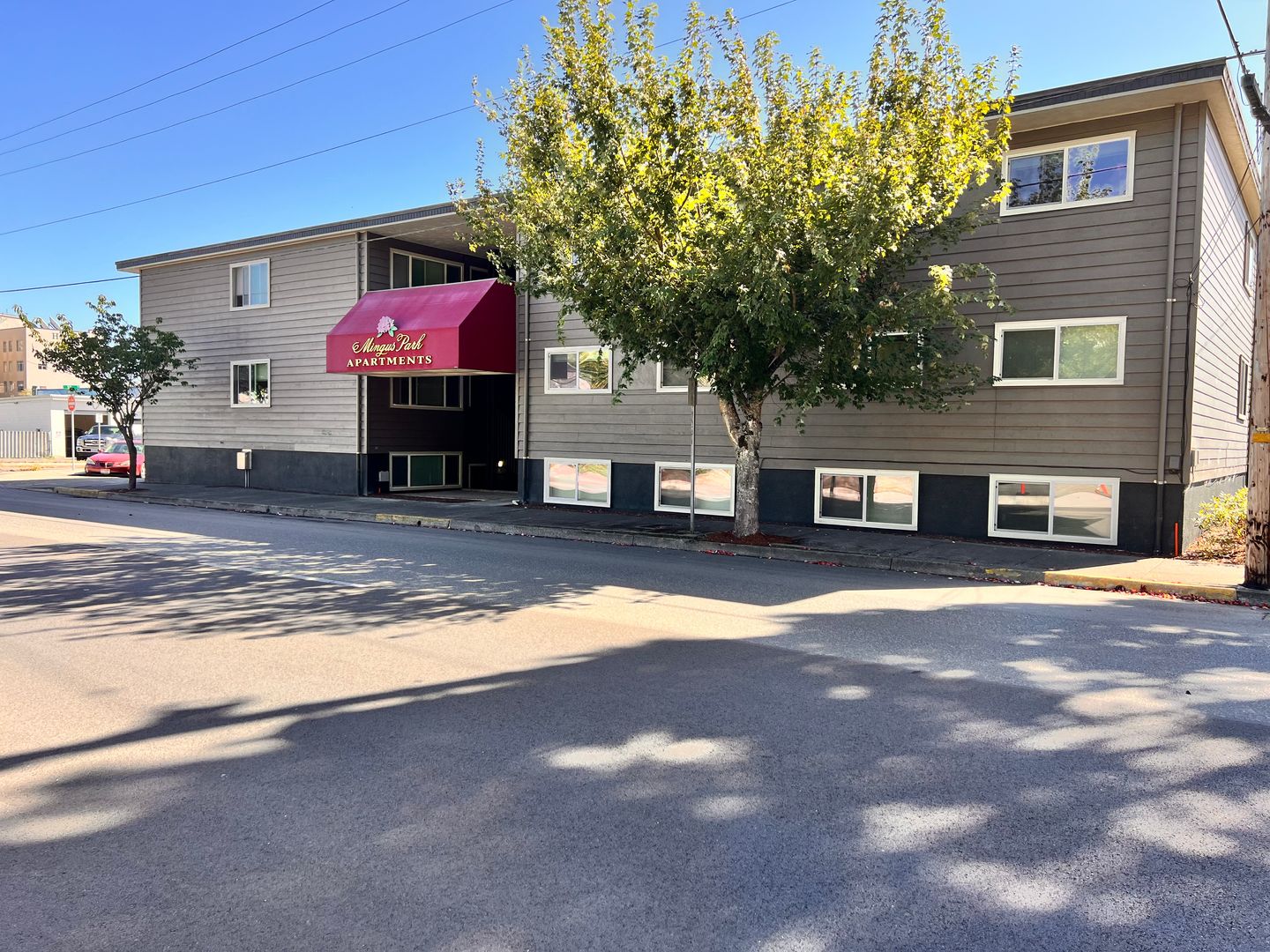 Coos Bay Apartment: 503 W. Commercial Street