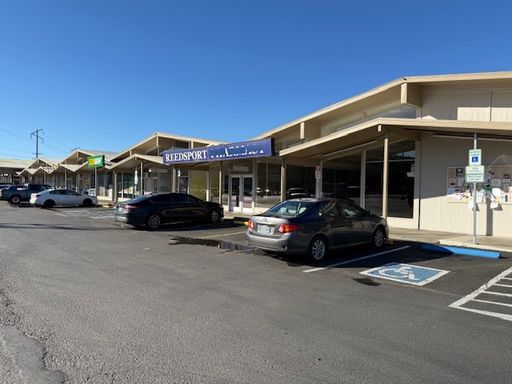 Nice size commercial space at Umpqua Shopping Center