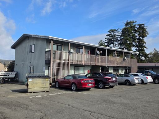 Nice 2 bed 1 bath apt in central location Renovated, 2380 Marion Street, North Bend