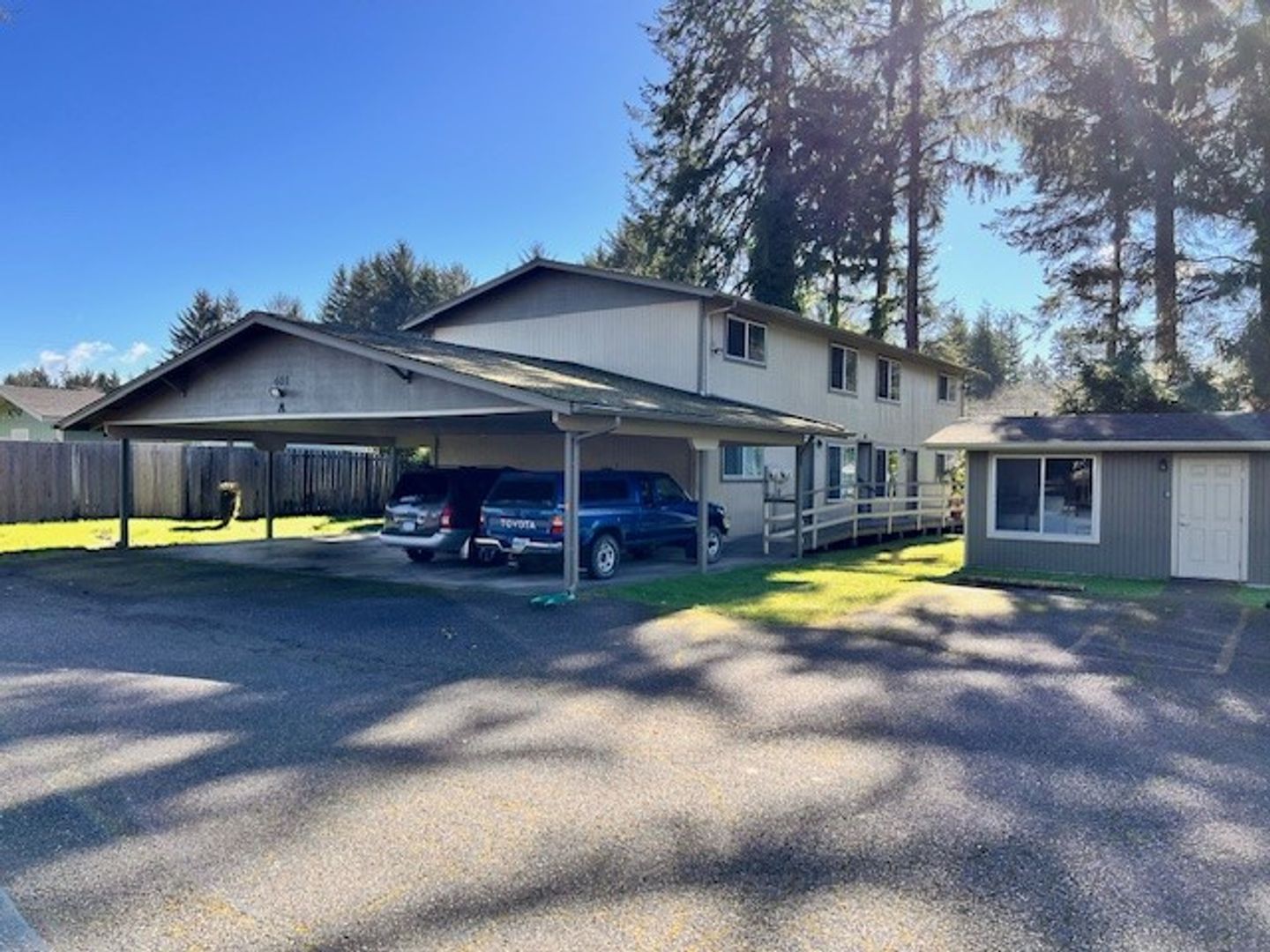 Reedsport Apartment: 401 Ranch Road