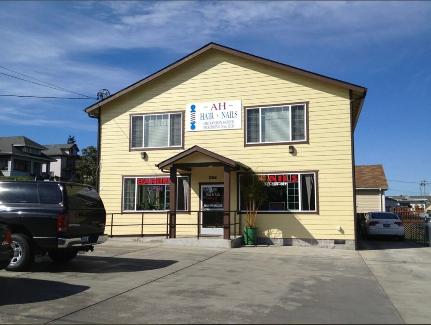 Coos Bay Apartment: 375 Park Avenue