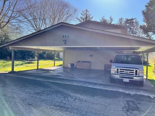 Nice 2 bed 1 bath in Reedsport!