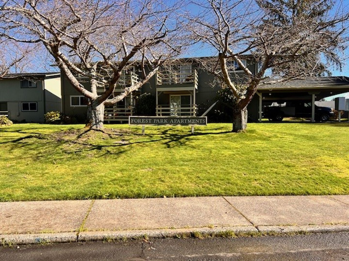 Reedsport Apartment: 401 Ranch Road