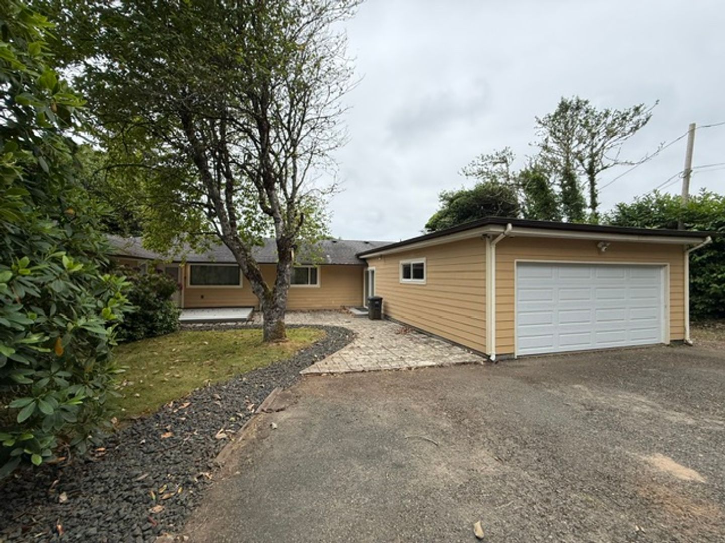 Coos Bay House: 91251 Cape Arago Hwy