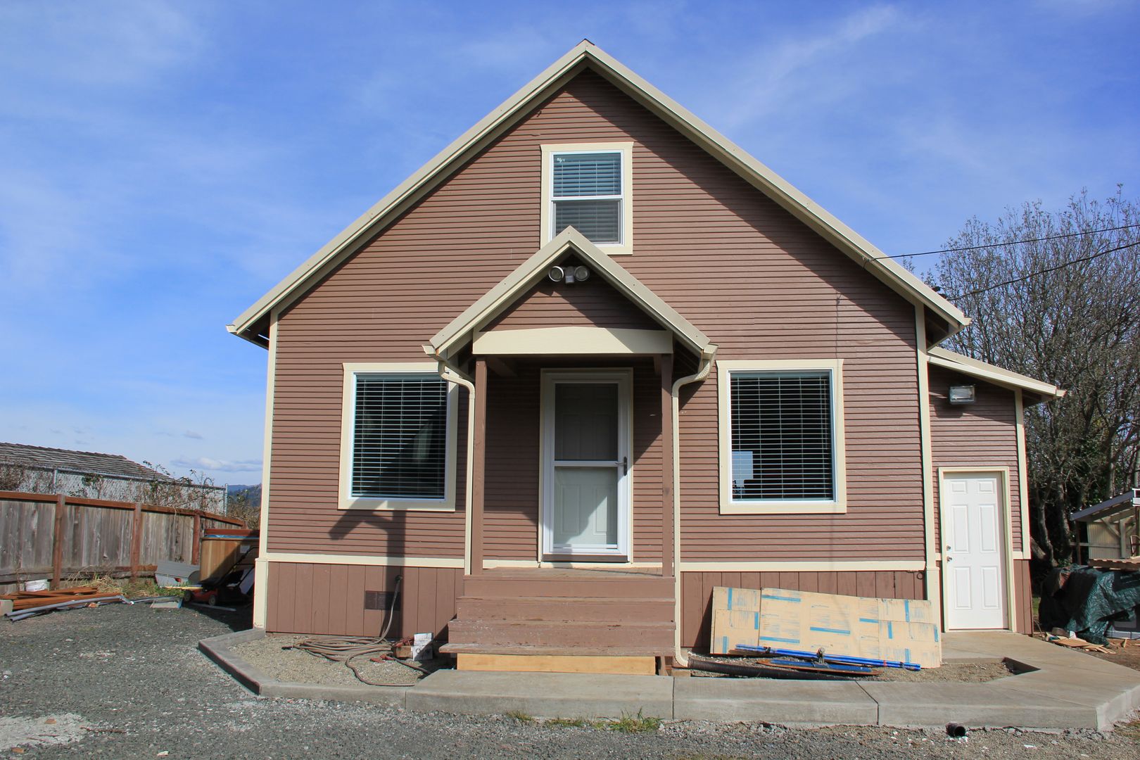 Coos Bay Apartment: 375 Park Avenue