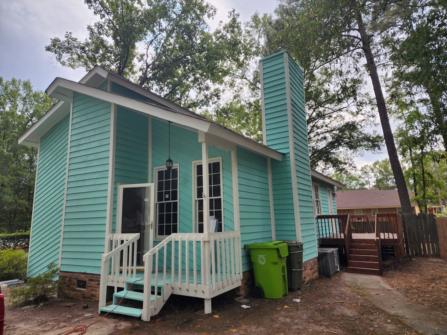 Columbia House: 74 Westpine Court