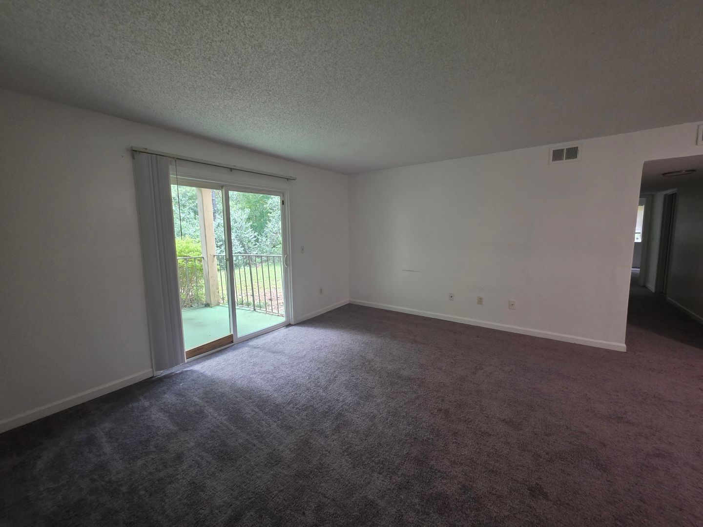 Columbia Condo: 1208 Bush River Road