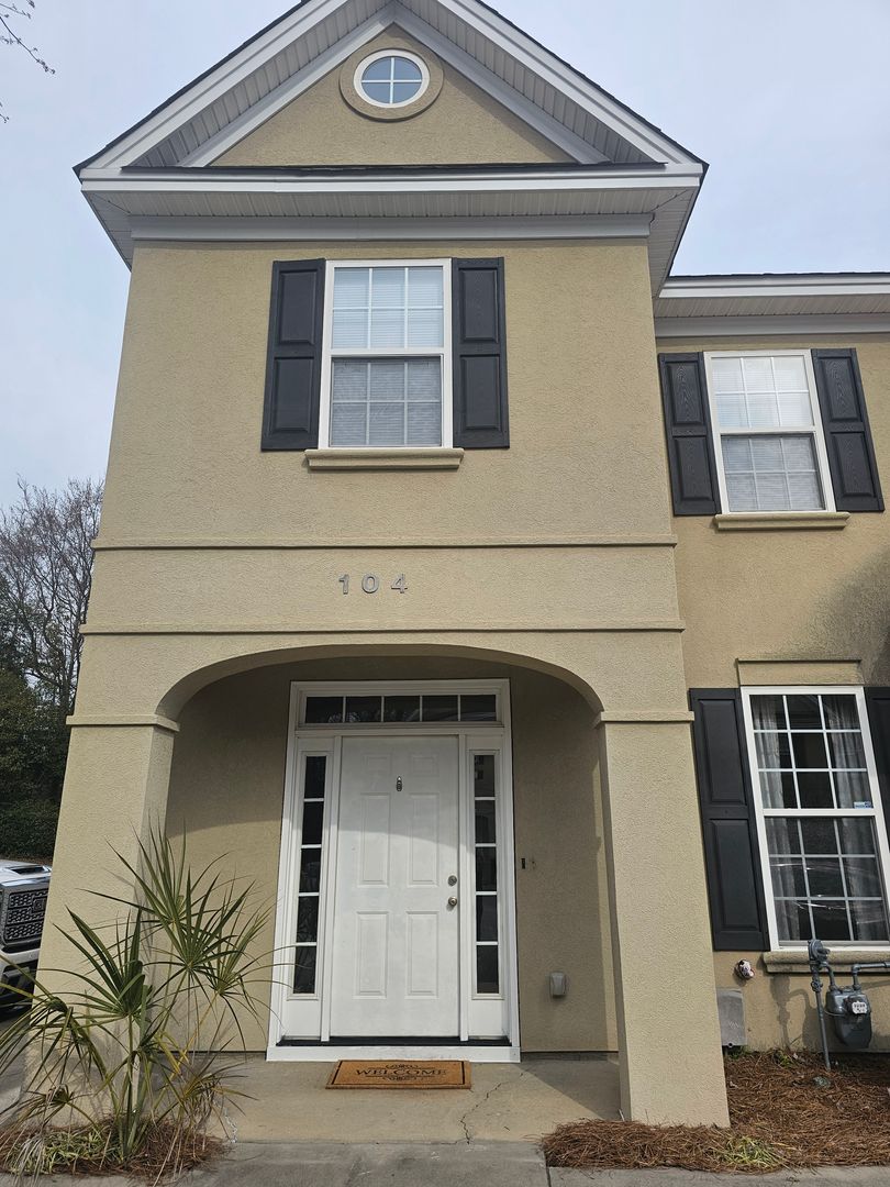 Irmo House: 104 Tuscany Court