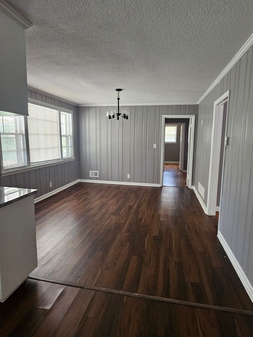 2709 Haymarket Road 5 of 12