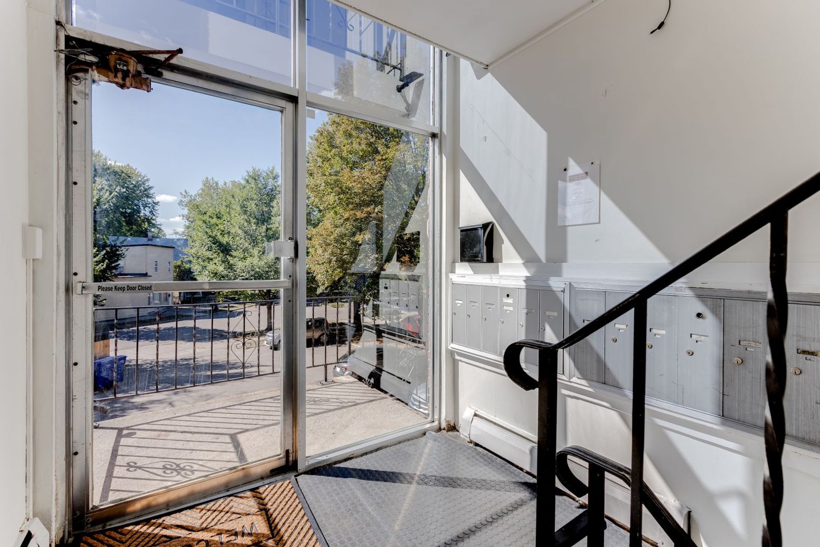 Saint Paul Apartment: 748 Tatum St