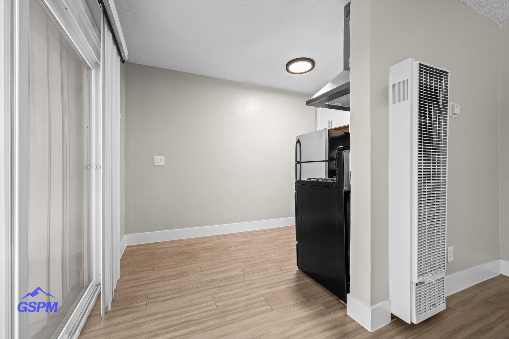 Willow Glen Apartments 9 of 12