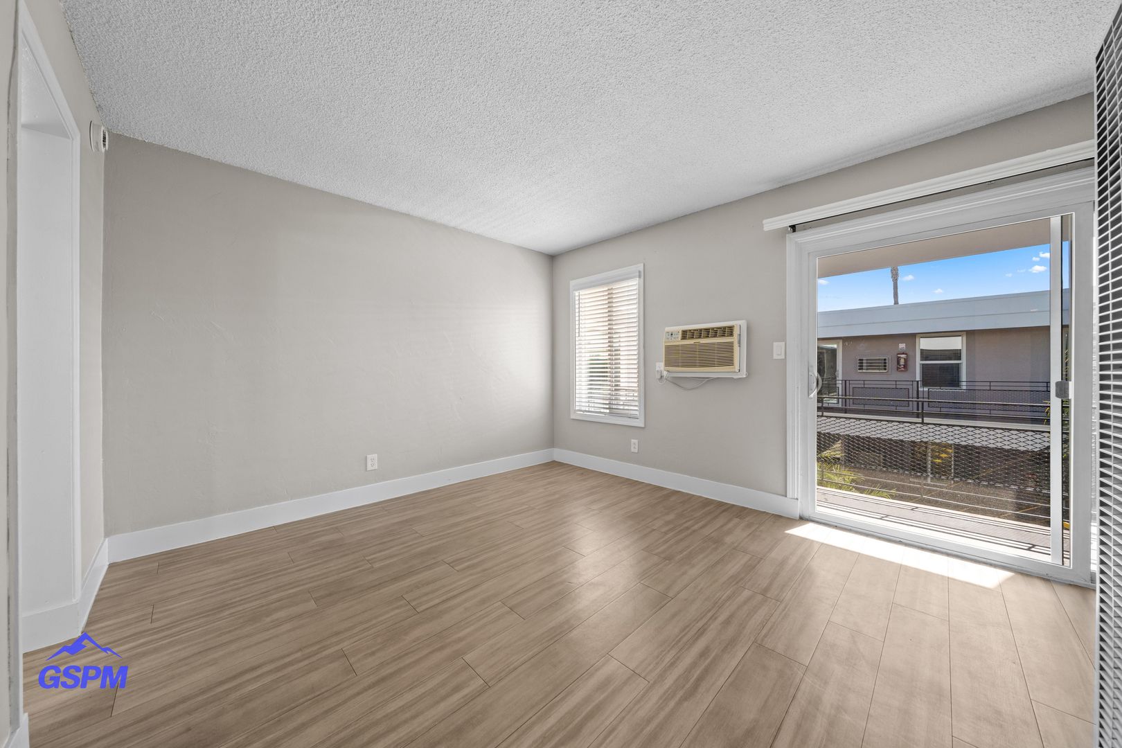 Willow Glen Apartments 10 of 12