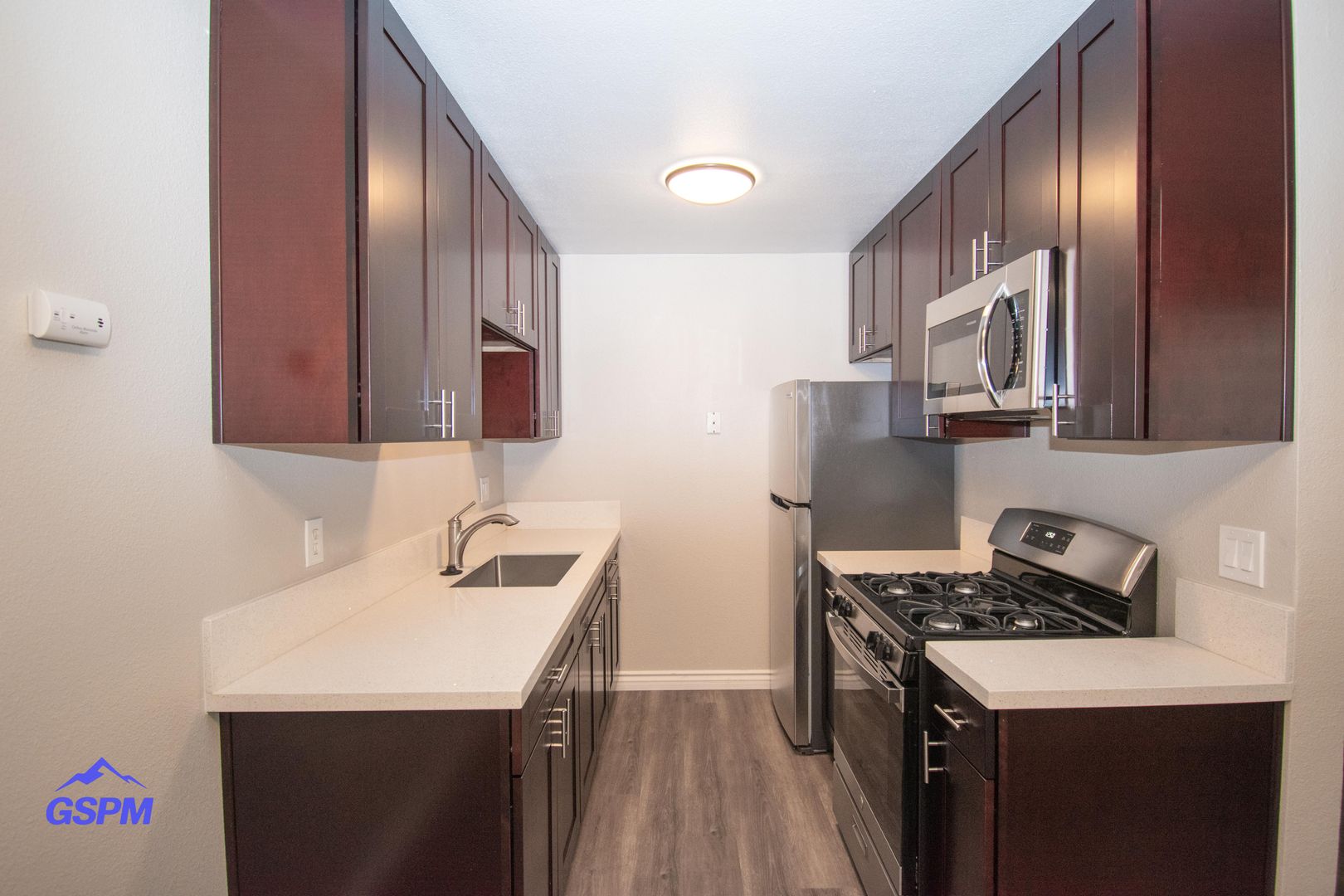 4060 Euclid North 5 of 11