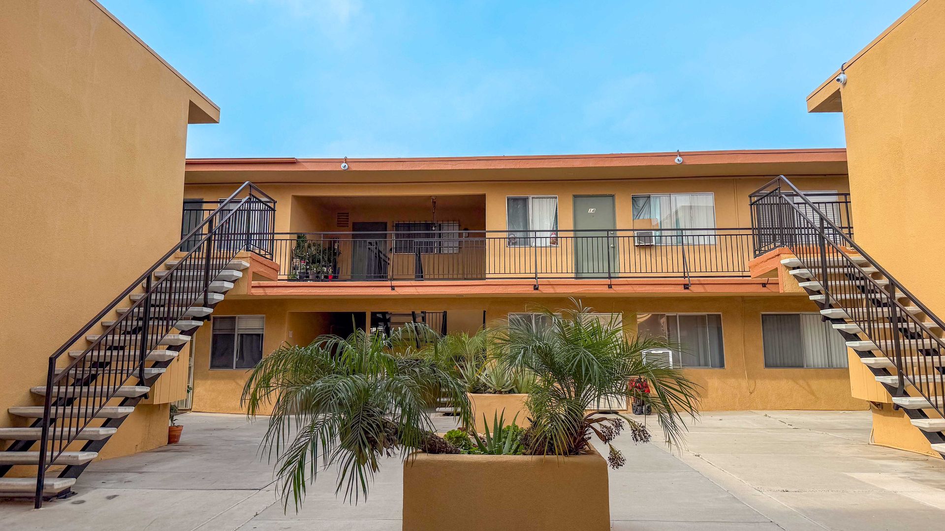 San Diego Apartment: 4060 Euclid Ave