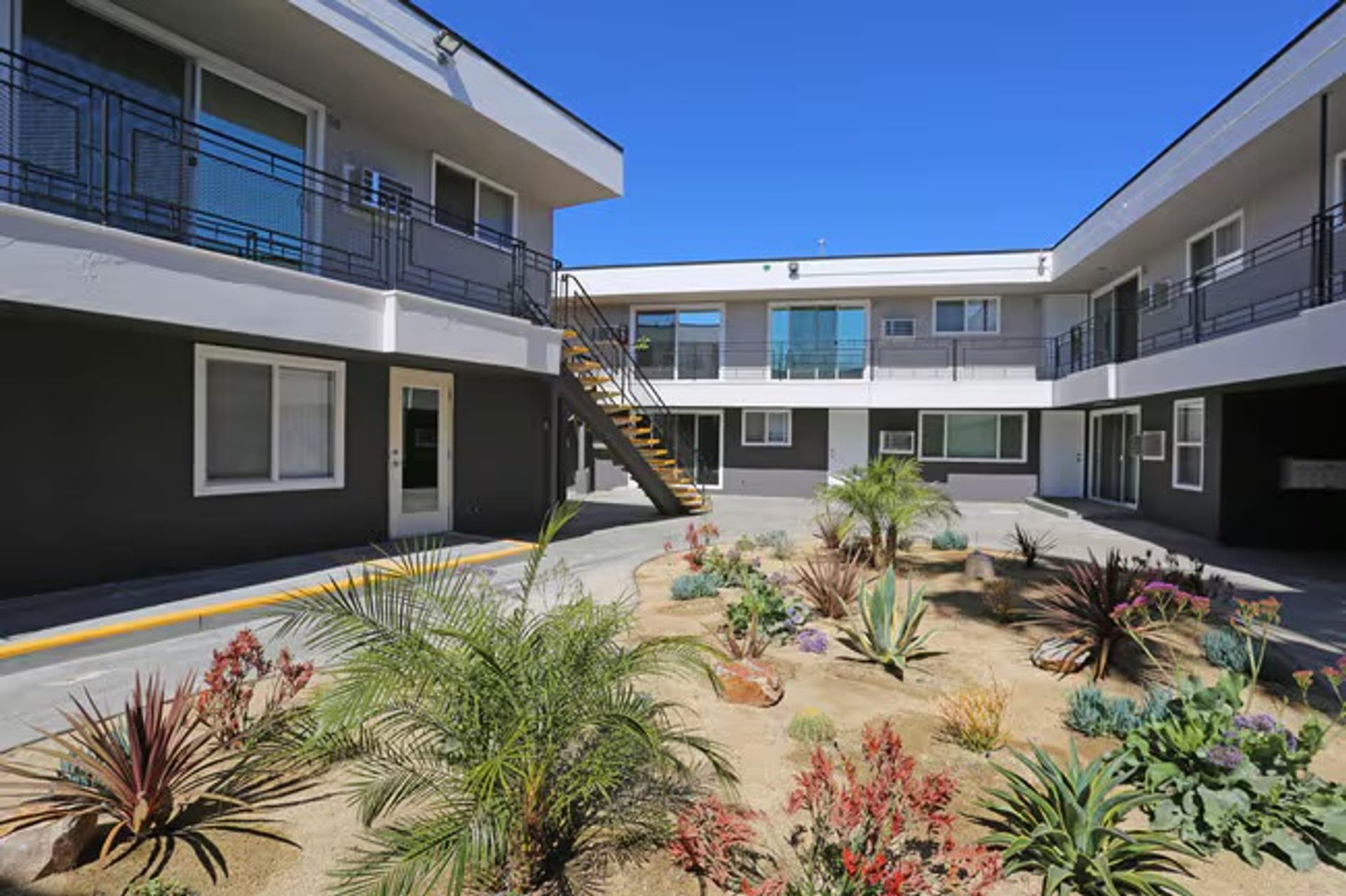 Willow Glen Apartments 2 of 12