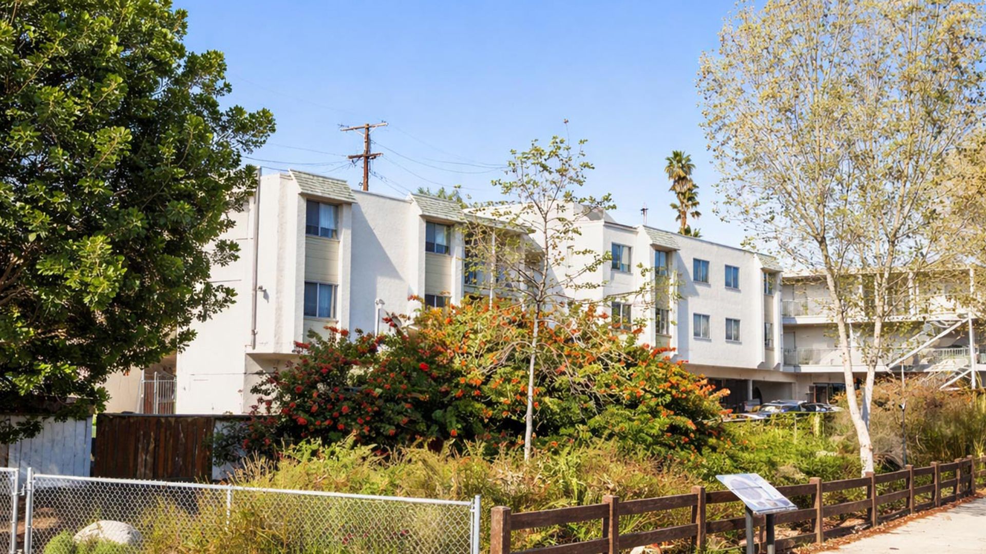 San Diego Apartment: 5020 Wightman St