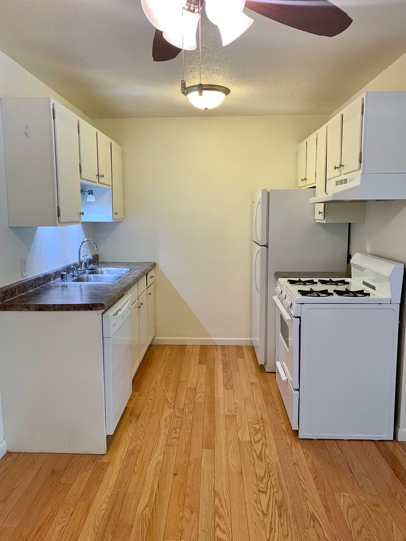 La Crosse Apartment: 930 Copeland Avenue