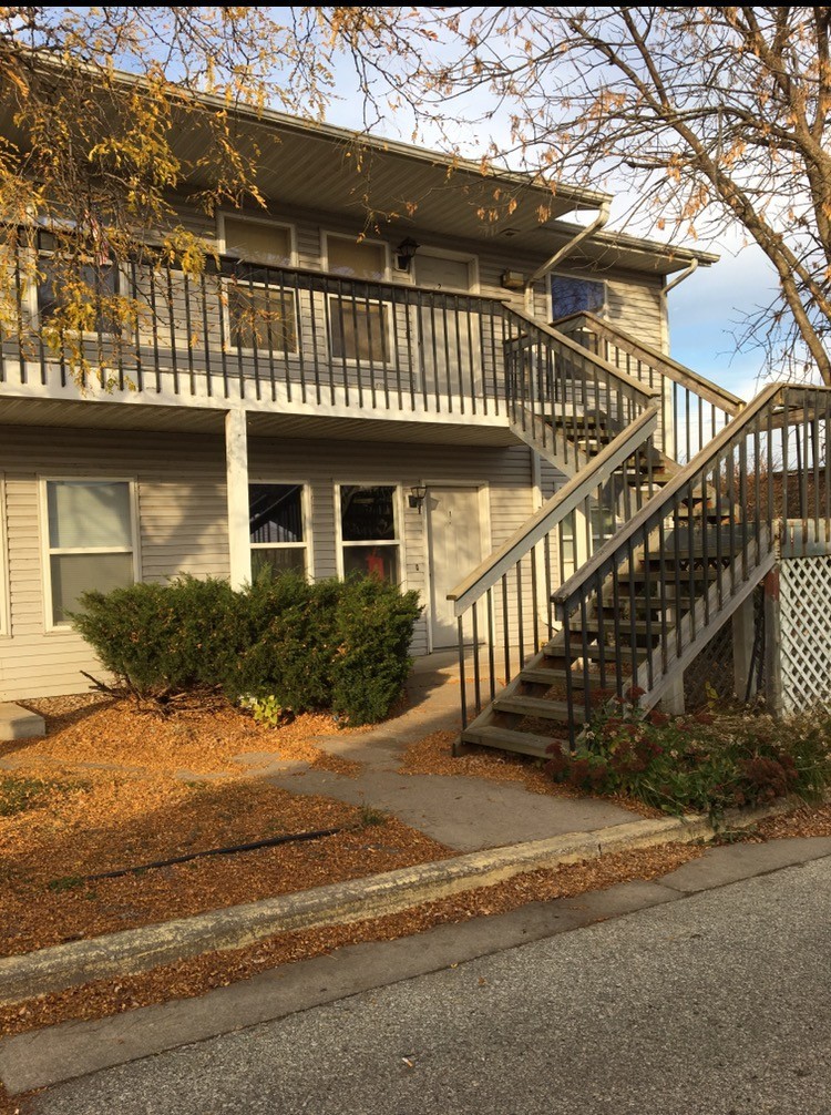 La Crosse Apartment: 550 Rublee Street