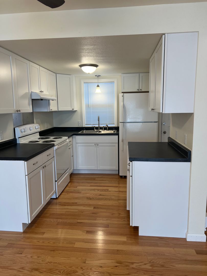 Onalaska Apartment: County Road Z