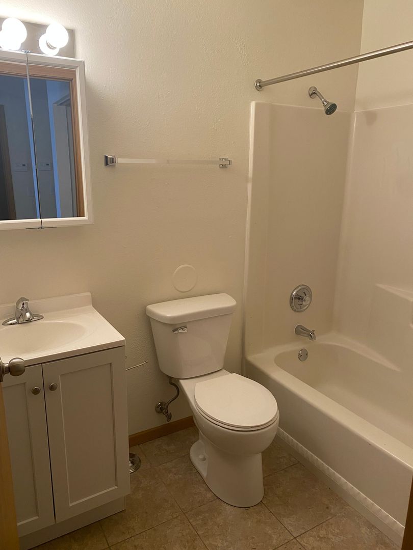 400 Monitor Street, Unit 5, La Crosse, WI 54603