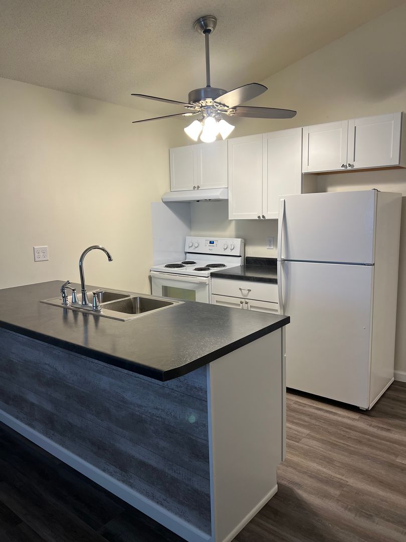 La Crosse Apartment: 124 Milwaukee Street