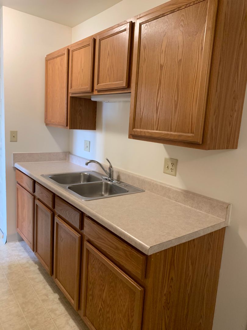 La Crosse Apartment: 400 Buchner Place