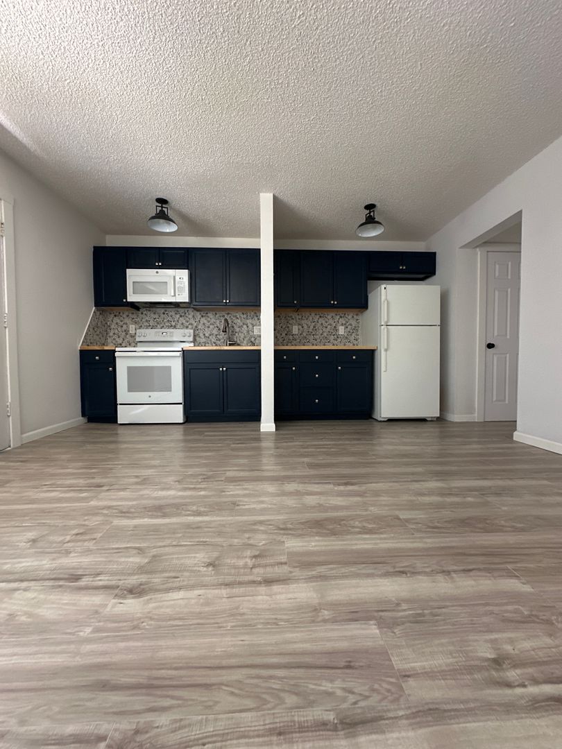 Colorado Springs Apartment: 730 N. Prospect St.