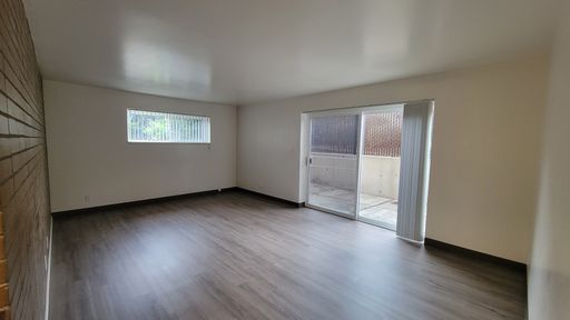 107 Main Avenue South, 202 – photo 1