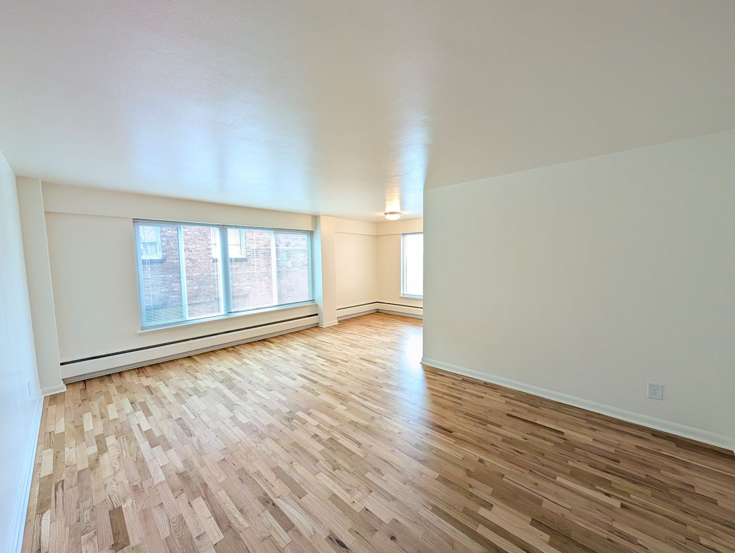 Seattle Apartment: 1321 Queen Anne Ave. N.